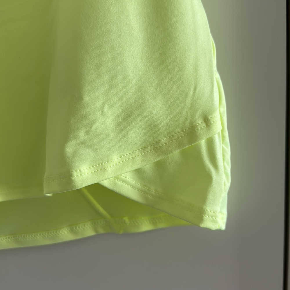 Under Armour Sleeveless Golf Polo - Picture 4 of 6